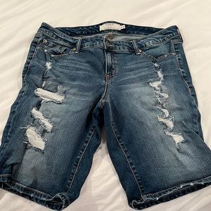 Torrid size 16 destructed denim shorts